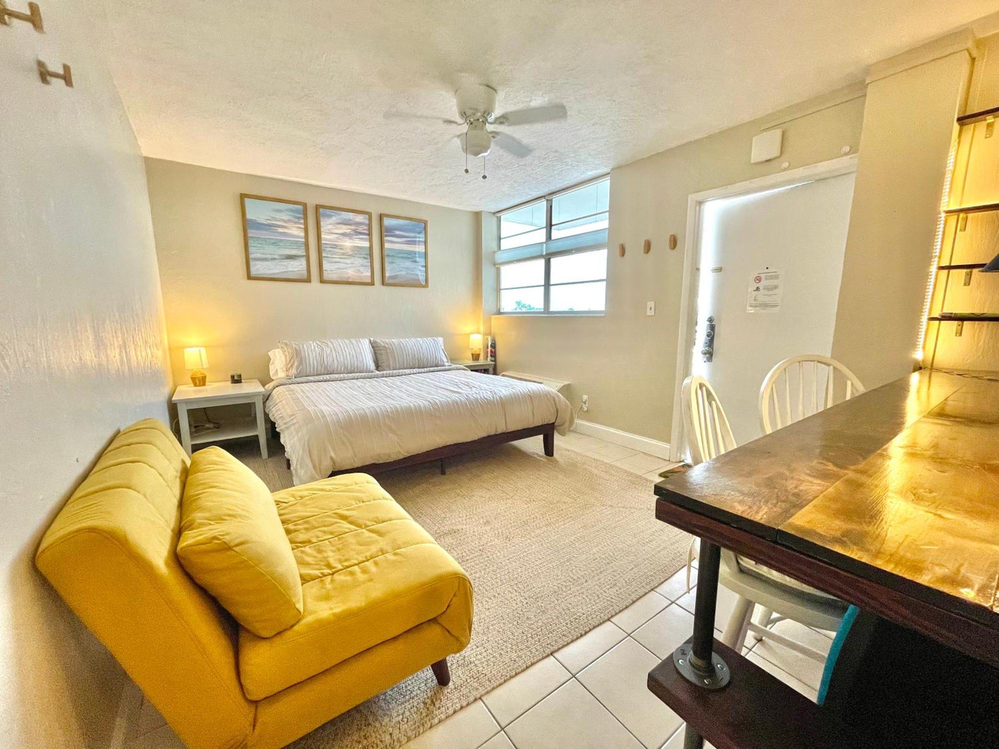 Sunset Studio Daytona Beachfront Exterior photo