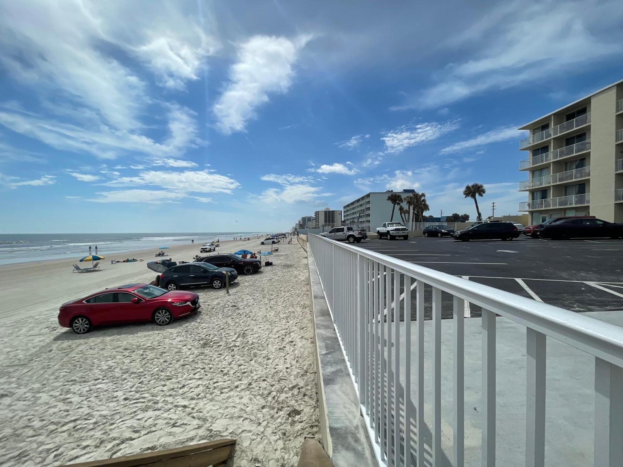 Sunset Studio Daytona Beachfront Exterior photo